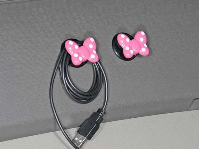 Minnie Mini Hook